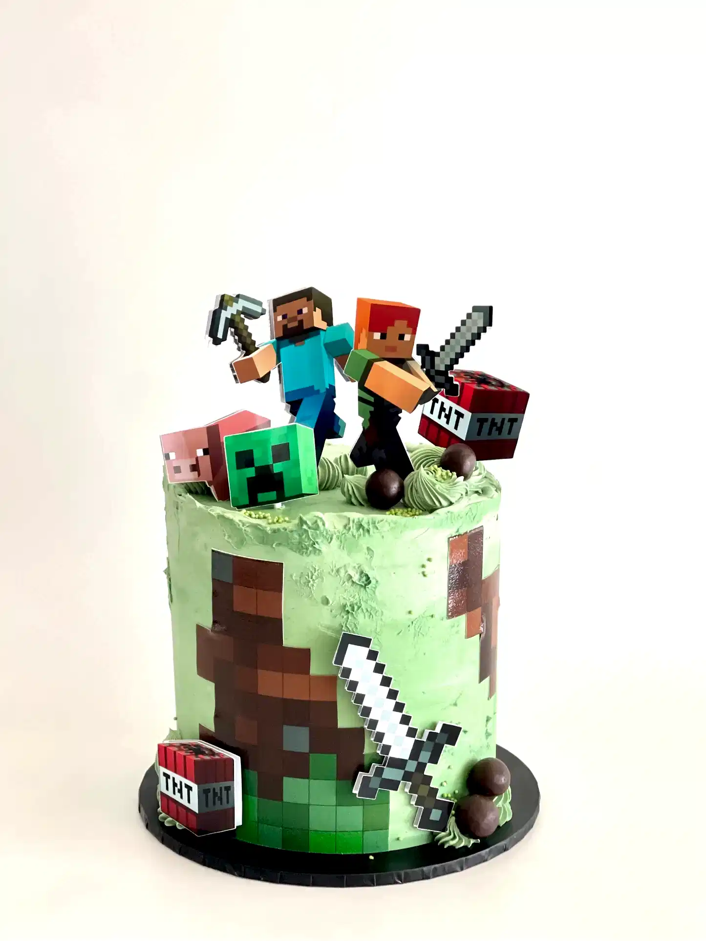 Minecraft cake