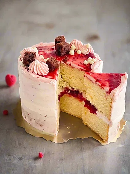 Vanilla Raspberry Cake